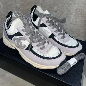 CHANEL スニーカー 39 Chanel Velvet Calfskin & Mixed Fibers Sneaker Black Womens 39.5
